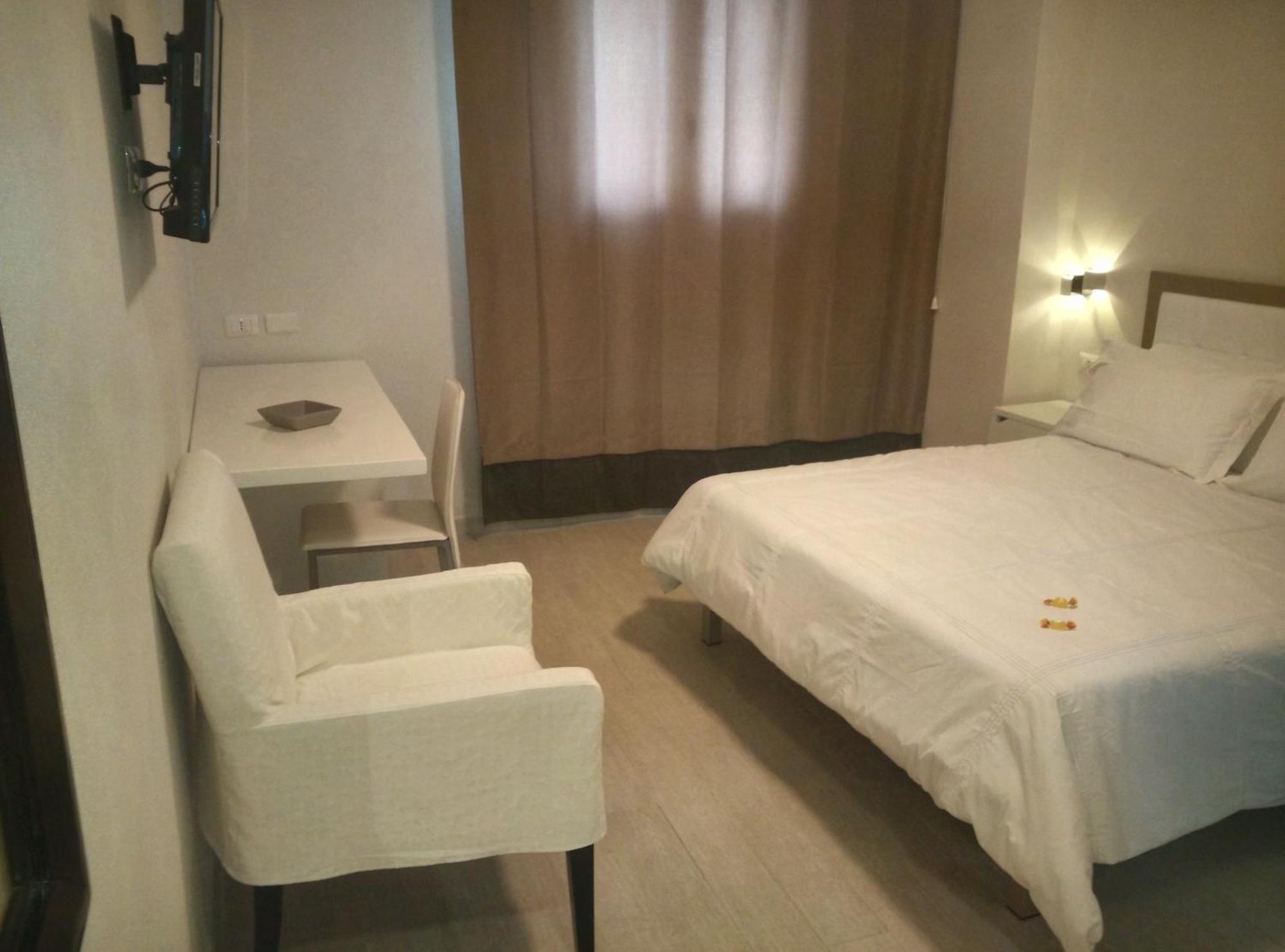 Mina Accomodation Тропеа Стая снимка
