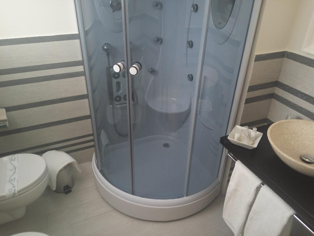 Mina Accomodation Тропеа Екстериор снимка